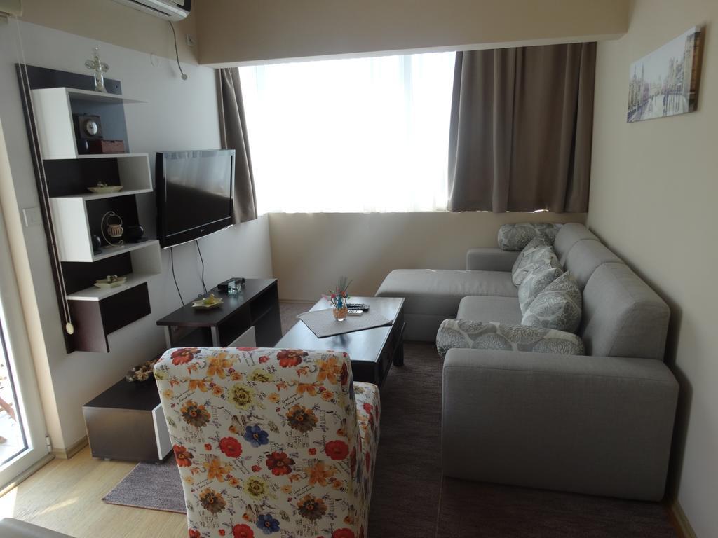 Agape Apartments Tivat Extérieur photo